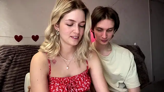 Snapshot of amandatalk chatting on 09-11-25, 05:40 amandatalk online show from 09-11-25, 05:40