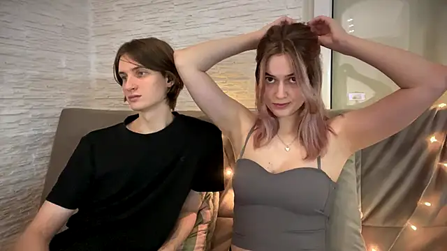 Snapshot of amandatalk chatting on 11-24-25, 07:24 amandatalk online show from 11-24-25, 07:24