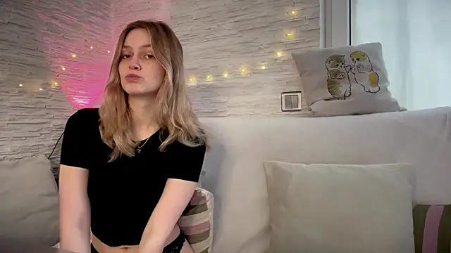 Snapshot of amandatalk chatting on 03-05-26, 08:10 amandatalk online show from 03-05-26, 08:10