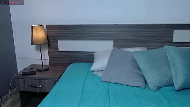 Liiamthompson online show from 02-21-26, 07:15