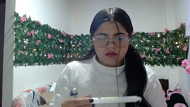 viccky vick online show from 11-23-25, 01:38