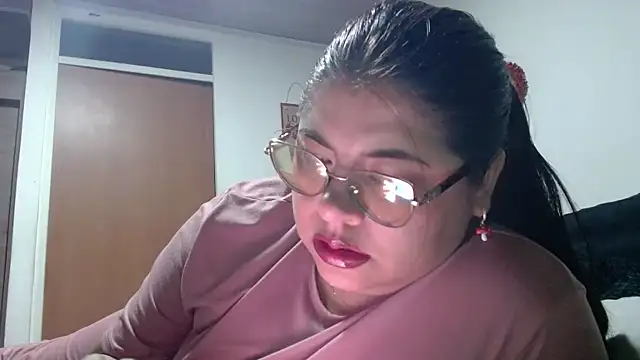 viccky vick online show from 03-04-26, 03:45