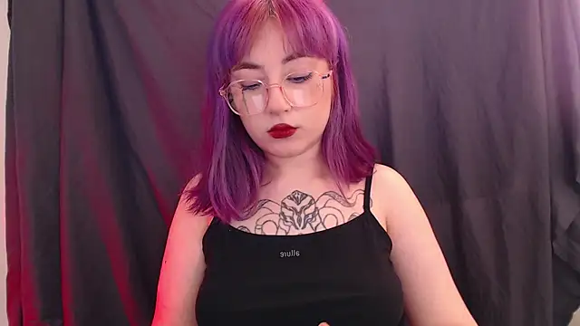 Snapshot of purplewitch chatting on 02-28-26, 03:18 purplewitch online show from 02-28-26, 03:18