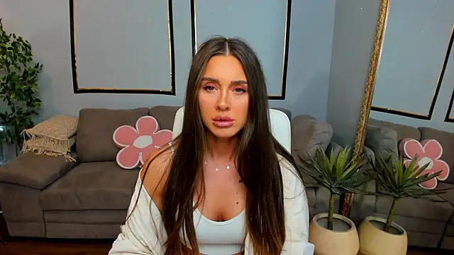 Anya-Ray online show from 04-20-26, 01:03