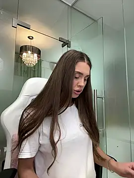 Snapshot of Anya-Ray chatting on 06-17-26, 11:56 Anya-Ray online show from 06-17-26, 11:56