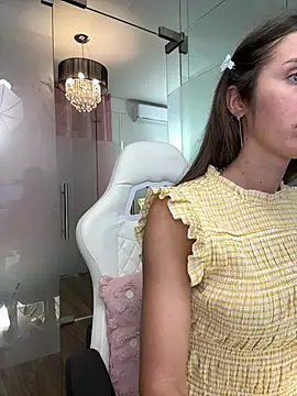 Snapshot of Anya-Ray chatting on 07-13-26, 11:13 Anya-Ray online show from 07-13-26, 11:13