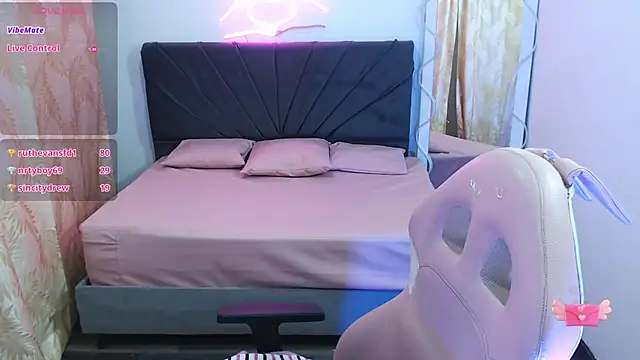 Snapshot of palmerfox_tay chatting on 03-07-25, 10:10 palmerfox tay online show from 03-07-25, 10:10