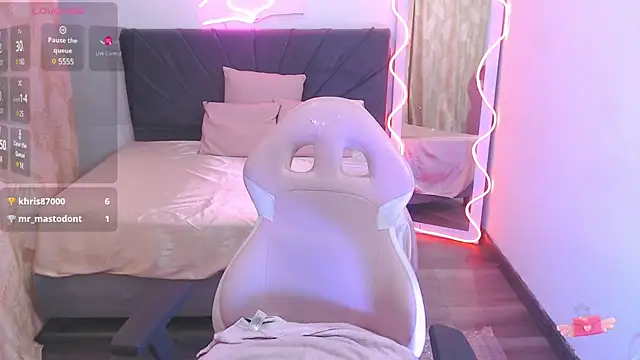 Snapshot of palmerfox_tay chatting on 03-11-25, 10:31 palmerfox tay online show from 03-11-25, 10:31