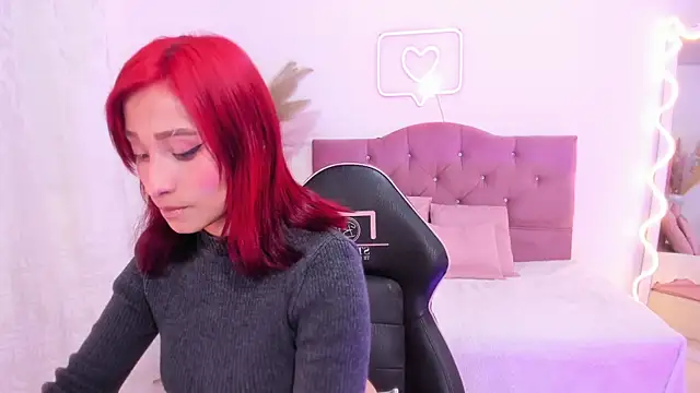 Snapshot of palmerfox_tay chatting on 09-16-25, 03:18 palmerfox tay online show from 09-16-25, 03:18