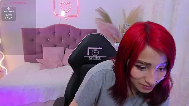 Snapshot of palmerfox_tay chatting on 09-18-25, 03:19 palmerfox tay online show from 09-18-25, 03:19