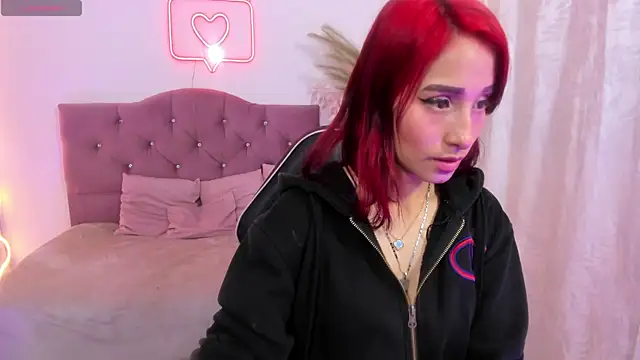 Snapshot of palmerfox_tay chatting on 09-22-25, 03:19 palmerfox tay online show from 09-22-25, 03:19