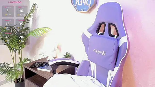 yeikafoxy online show from 02-27-25, 11:10