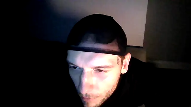 cruz815 online show from 12-02-25, 09:10