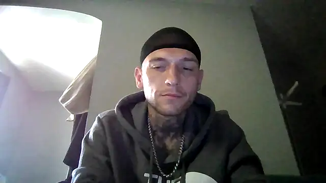 Snapshot of cruz815 chatting on 07-24-26, 03:54 cruz815 online show from 07-24-26, 03:54