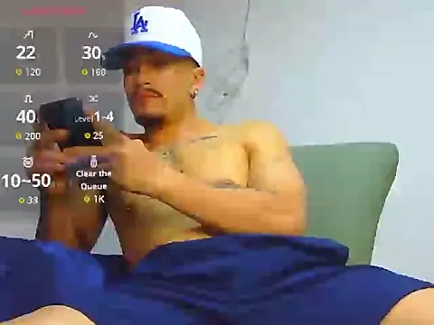 Keiviid online show from 04-24-26, 03:53