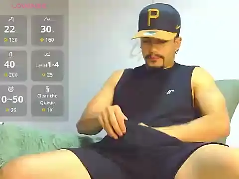 Snapshot of Keiviid chatting on 05-28-26, 11:29 Keiviid online show from 05-28-26, 11:29