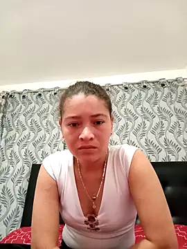 Snapshot of Sophia_Dupontx chatting on 02-21-25, 06:15 Sophia Dupontx online show from 02-21-25, 06:15