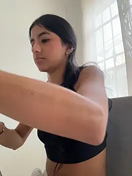 eva roseee online show from 04-16-26, 09:39