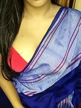 Snapshot of simi_love chatting on 02-22-25, 05:13 simi love online show from 02-22-25, 05:13