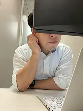 Snapshot of Nobu_469 chatting on 10-20-25, 09:21 Nobu 469 online show from 10-20-25, 09:21