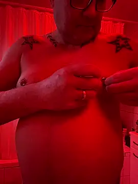 Snapshot of BOOTS chatting on 02-19-25, 07:50 BOOTS online show from 02-19-25, 07:50