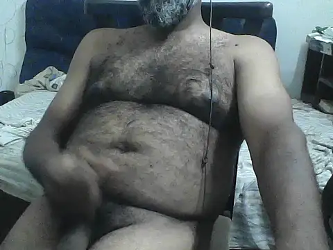 awesomeroc123 online show from 07-17-26, 06:02