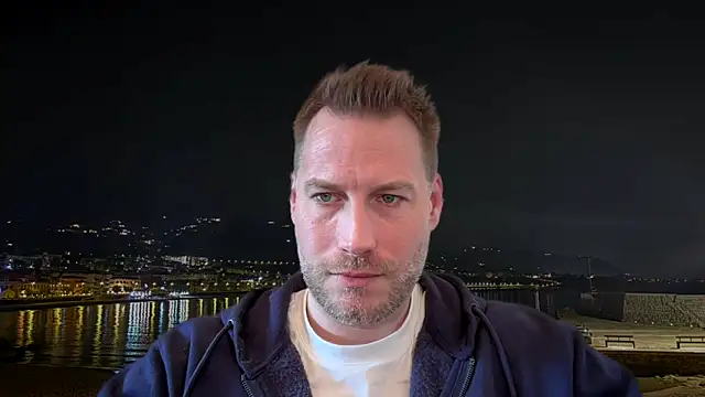 Snapshot of Christian87xxx chatting on 02-04-25, 01:16 Christian87xxx online show from 02-04-25, 01:16