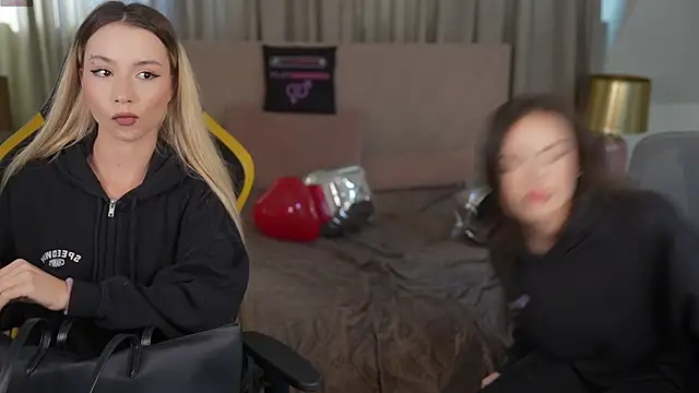 Snapshot of Emma_Rose_69 chatting on 03-10-26, 08:19 Emma Rose 69 online show from 03-10-26, 08:19