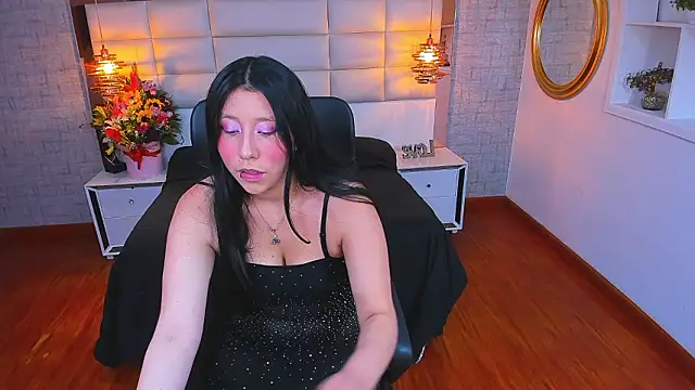 Nohemi louse online show from 03-18-26, 06:44