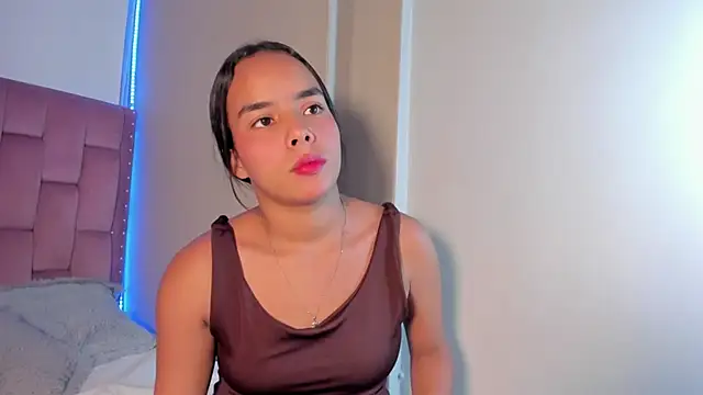 Roxy Stonee online show from 04-18-26, 07:29