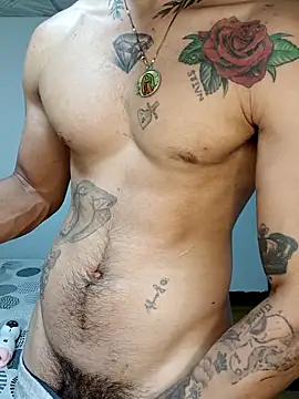 Niick01  online show from 10-30-25, 03:52