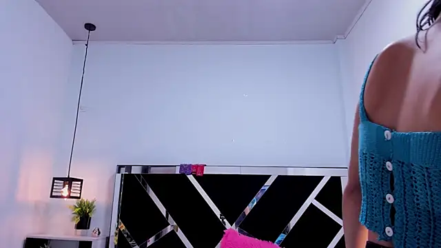 Annyrosee online show from 03-08-25, 08:57