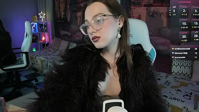 kaisajenner online show from 02-19-25, 10:53