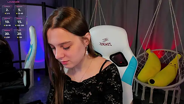 kaisajenner online show from 12-16-25, 08:36