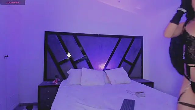 Snapshot of allicemackenzie chatting on 11-01-25, 09:55 allicemackenzie online show from 11-01-25, 09:55