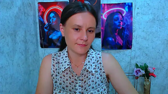 ValeriaHeart  online show from 06-03-26, 12:52
