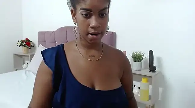 CanelaFierce online show from 03-04-25, 02:21