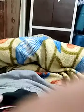 Snapshot of Hot_funky_boy chatting on 02-21-25, 05:42 Hot funky boy online show from 02-21-25, 05:42