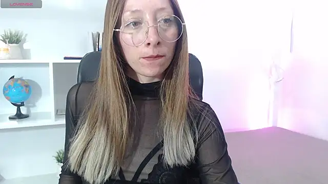 Carlin Diaz online show from 02-10-25, 01:46