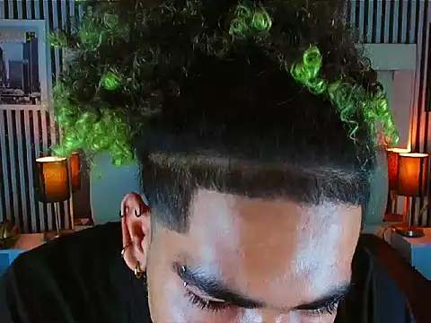 LihanJor 23 online show from 11-18-25, 02:43