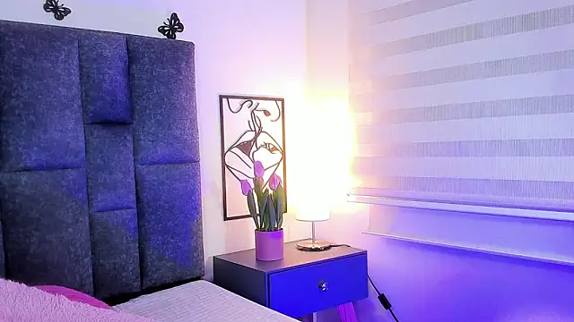 Violetta Ficher online show from 11-13-25, 02:21