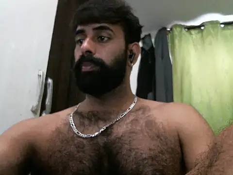 Snapshot of indianhairybull chatting on 02-20-25, 04:28 indianhairybull online show from 02-20-25, 04:28