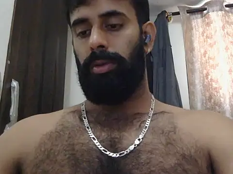 Snapshot of indianhairybull chatting on 06-14-26, 04:14 indianhairybull online show from 06-14-26, 04:14