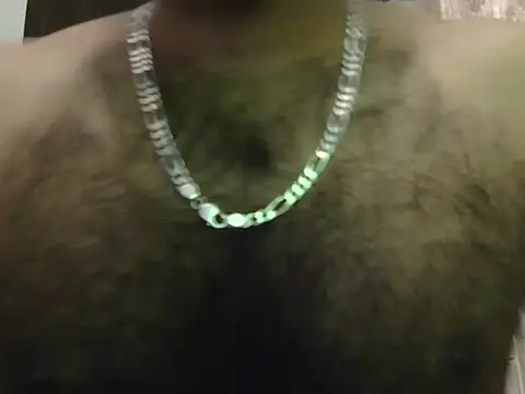 Snapshot of indianhairybull chatting on 06-19-26, 04:17 indianhairybull online show from 06-19-26, 04:17