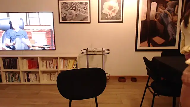 Snapshot of Orgasmille chatting on 02-13-25, 08:17 Orgasmille online show from 02-13-25, 08:17