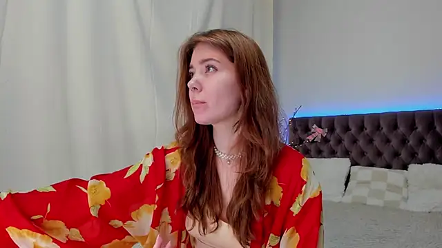 Snapshot of Ella_Mayers chatting on 02-16-25, 03:04 Ella Mayers online show from 02-16-25, 03:04