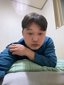 Snapshot of offwhite777 chatting on 02-21-25, 11:22 offwhite777 online show from 02-21-25, 11:22