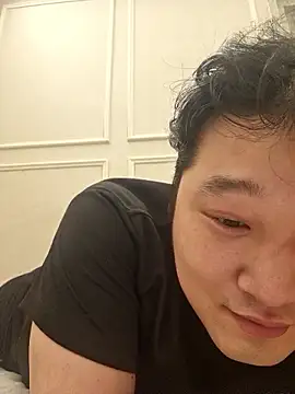 offwhite777 online show from 06-21-26, 11:13
