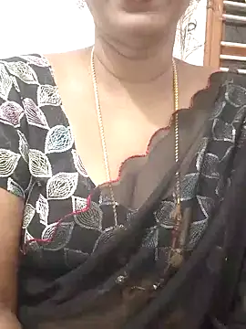Snapshot of Tamil_Meera12 chatting on 10-01-25, 06:19 Tamil Meera12 online show from 10-01-25, 06:19