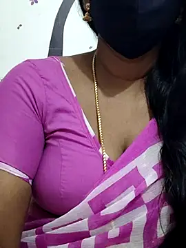 Snapshot of Tamil_Meera12 chatting on 10-25-25, 06:57 Tamil Meera12 online show from 10-25-25, 06:57